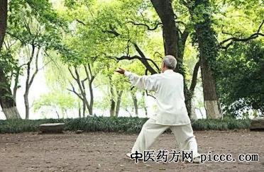 健康之路20210823:梅宇,苗欣,坚持肌肉锻炼对中老年人的好处