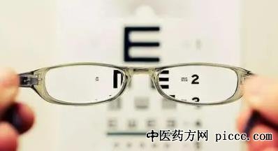 健康之路20211203:翟长斌,近视摘镜指南,在眼睛上动刀子什么感觉