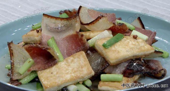 回锅腊肉二面黄