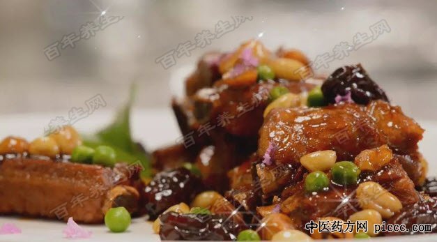 长生果蜜汁小肋排