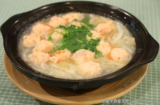白菜粉丝虾丸煲